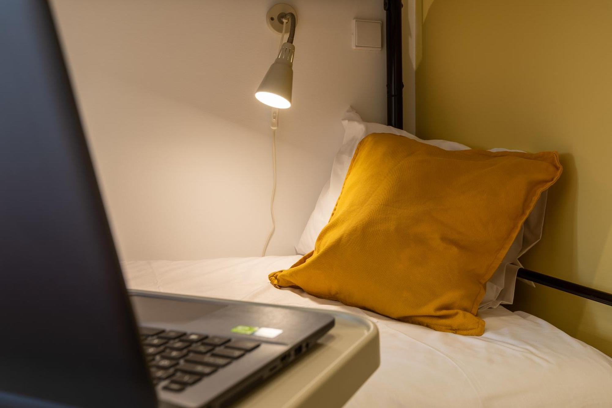 731 Costa Cabral Metro Residence Porto Rom bilde