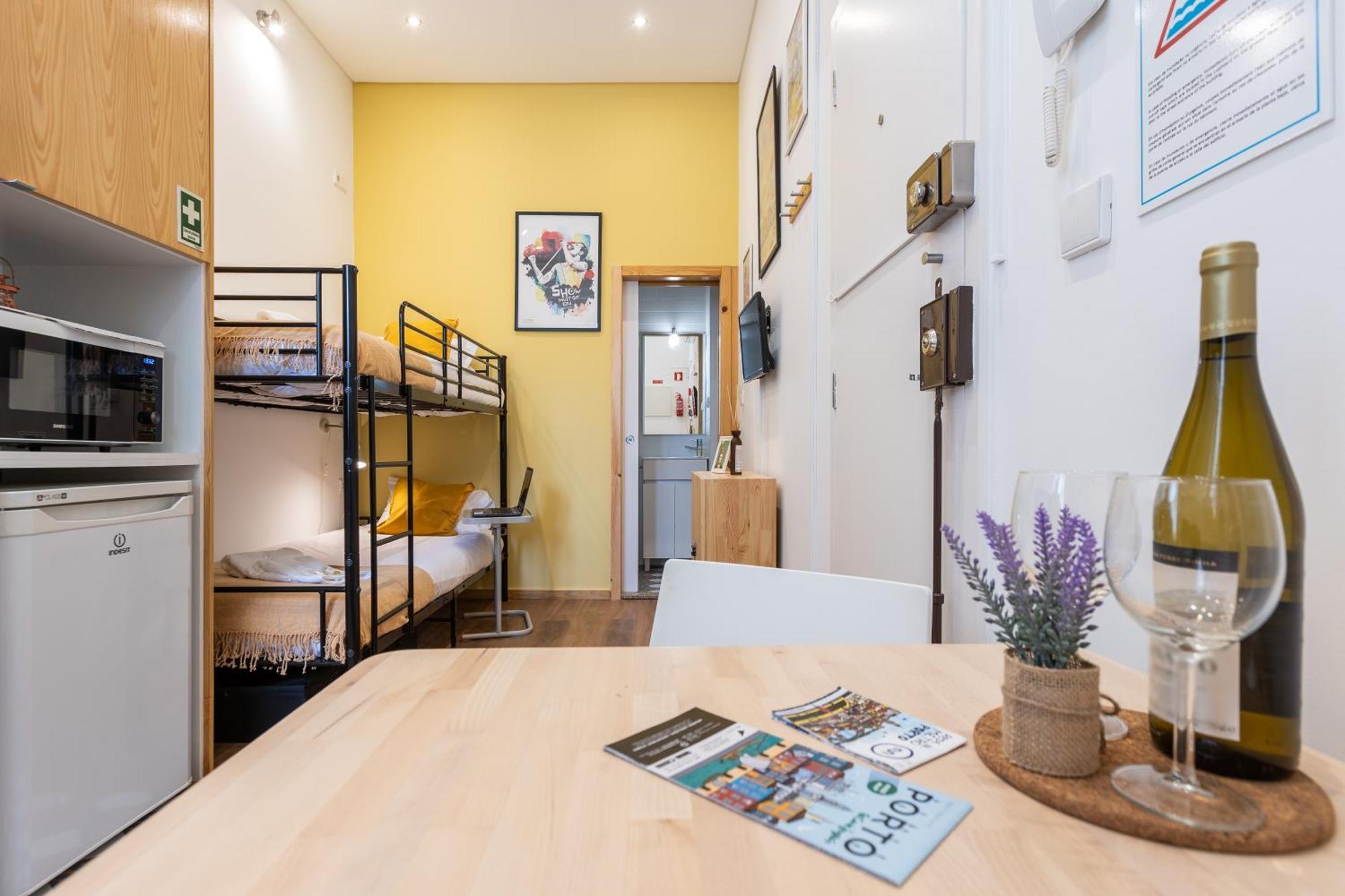 731 Costa Cabral Metro Residence Porto Rom bilde