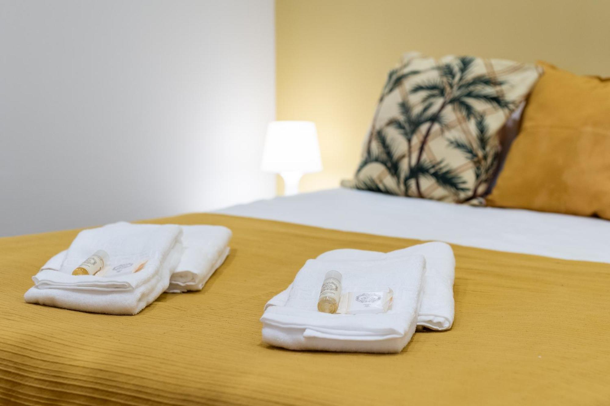 731 Costa Cabral Metro Residence Porto Rom bilde