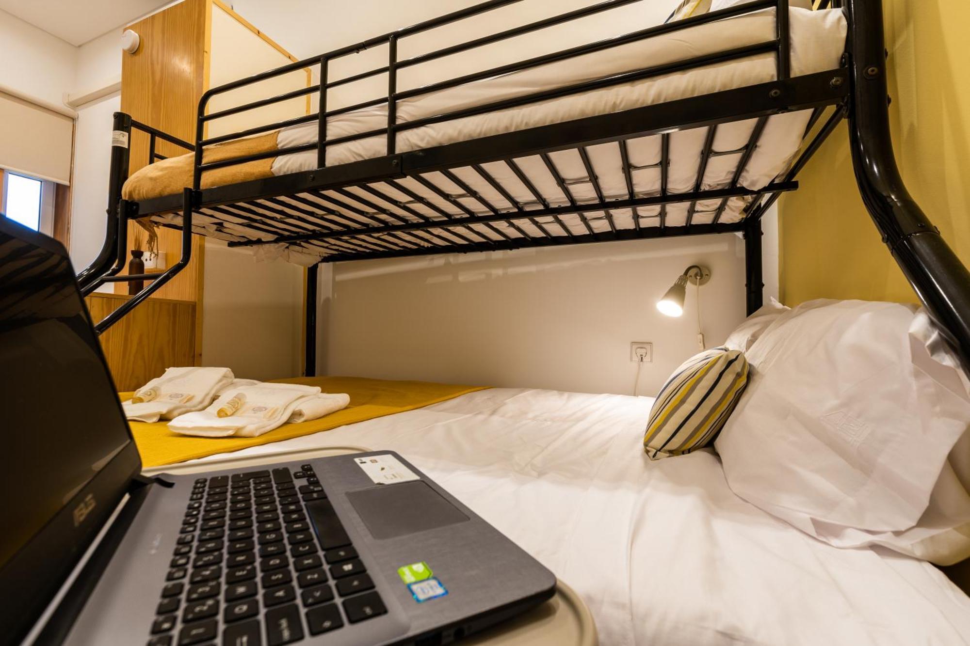731 Costa Cabral Metro Residence Porto Rom bilde